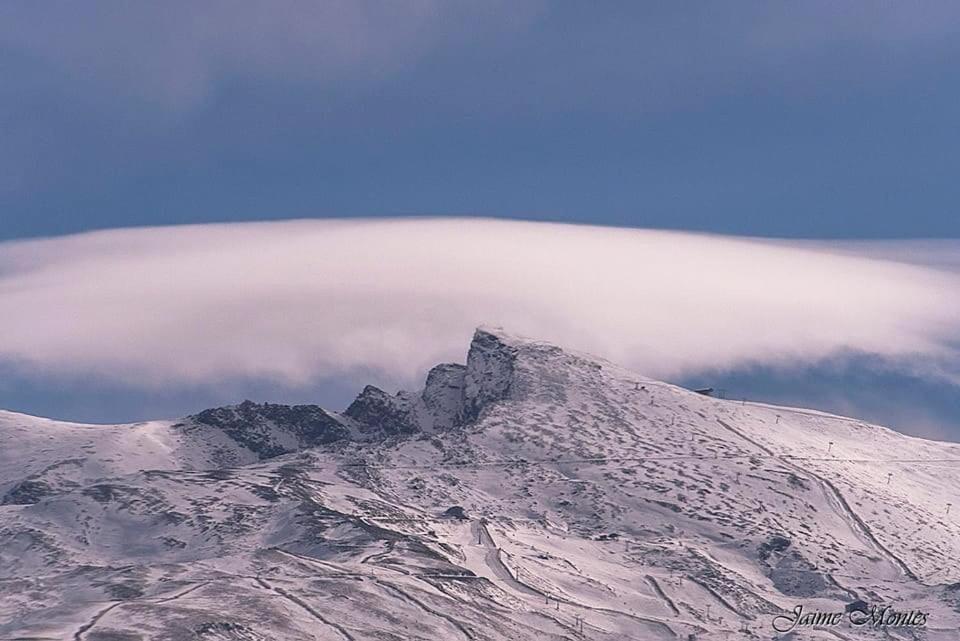 House Moon Sierra Nevada Estudio Con Wifi ภายนอก รูปภาพ