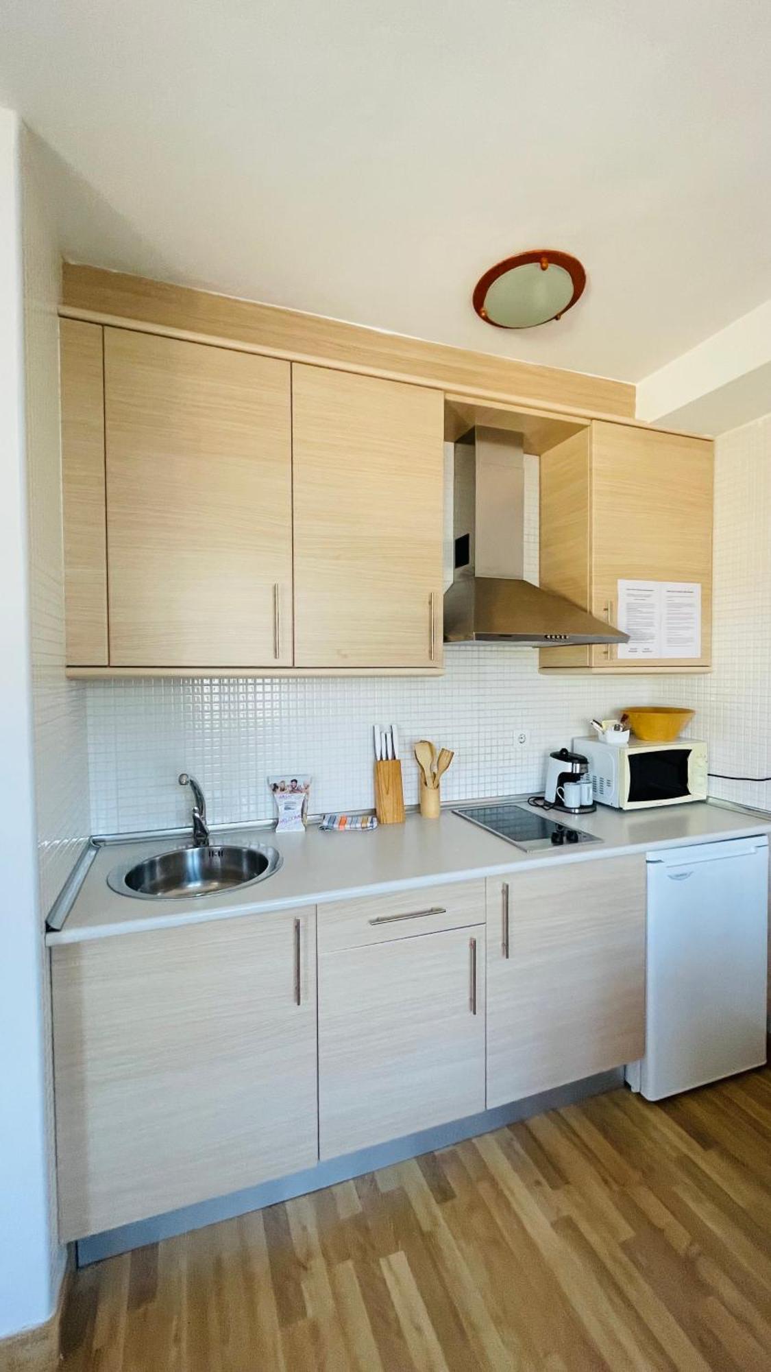 House Moon Sierra Nevada Estudio Con Wifi ภายนอก รูปภาพ